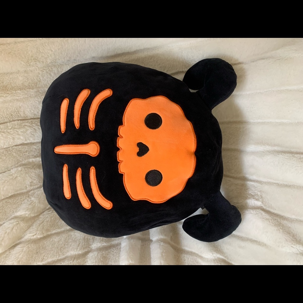 12” Halloween Skeleton Squishmallow!
